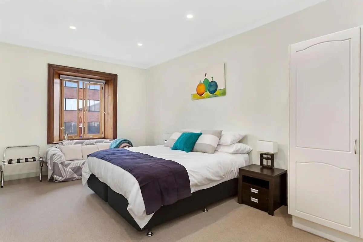 Heritage Building Penthouse Cbd Apartment Hobart